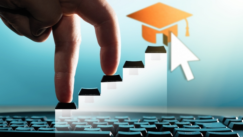 En İyi Online YKS Dil Kursu Nasıl Seçilir?, Online YKS Dil Kursu, Online YKS Dil Kursu Tavsiyesi, YDT İçin Online Kurs Önerileri, Canlı Ders YKS Dil Kursu, Sıfırdan YDT Hazırlık Kursu